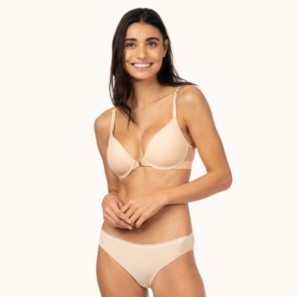 NWT - LIVELY - The Front Close No-Wire Bra - size 36DDD